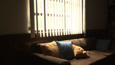 طرق ذكية لتنظيف الصالون المدهب